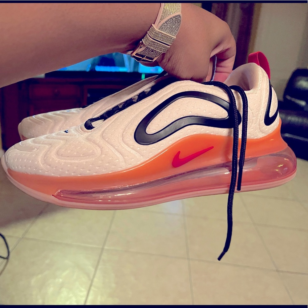 Nike air max 720 sz 8